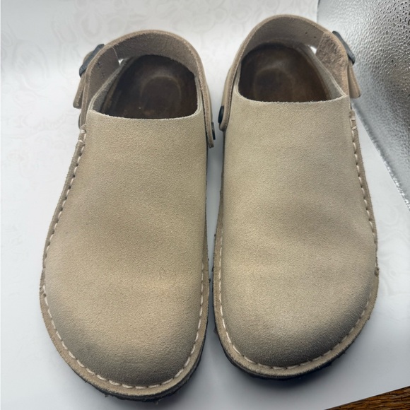 Birkenstock Women’s Lutry 365 Suede Clogs Gray Taupe